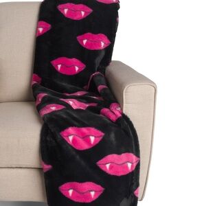 Vampire lips with teeth, blanket, and mini lips pillow